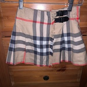 Kid’s skirt Burberry so cute